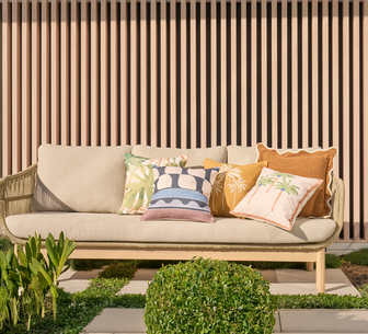 Outdoor Lounges & Sofas